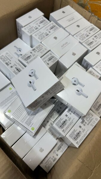 AirPod 4