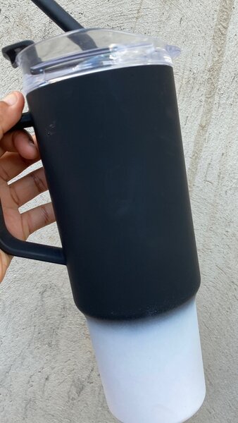 Vacuum cups