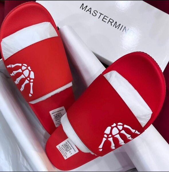 Men slippers
