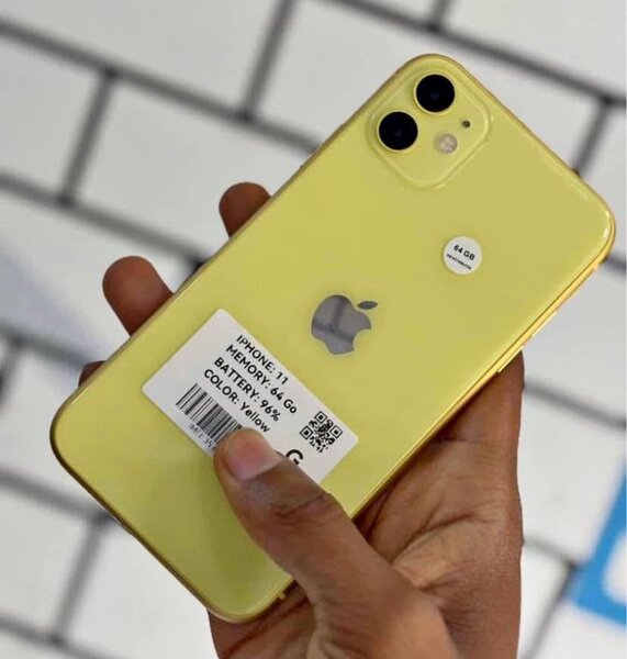 iPhone 12 simple