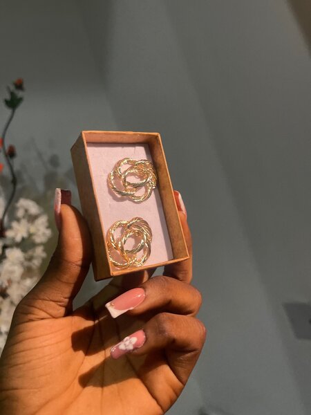 Gold earrings