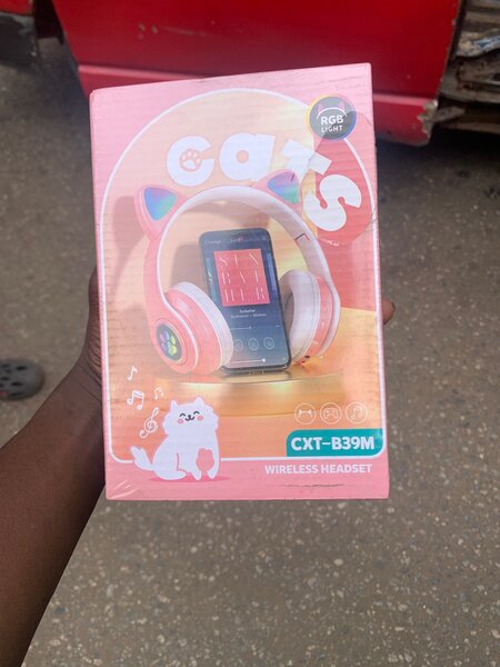 Cats Bluetooth