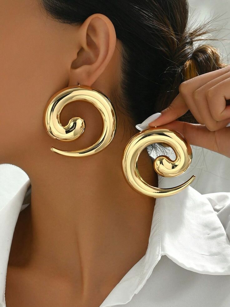 Boucles d'oreilles dorées chic