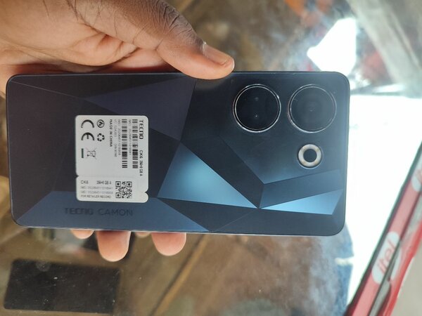 Techno Camon 20