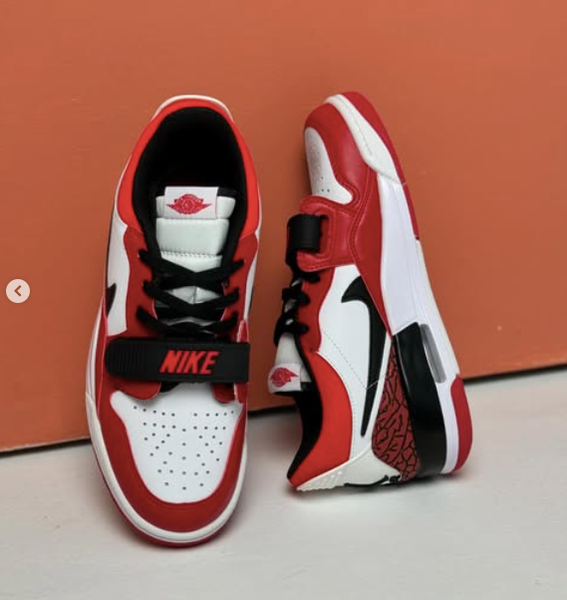 Кроссовки Nike Air Jordan Legacy 312 красные