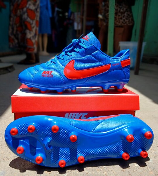 Soccer boots
