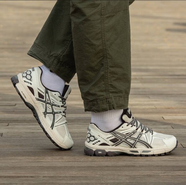 ASICS