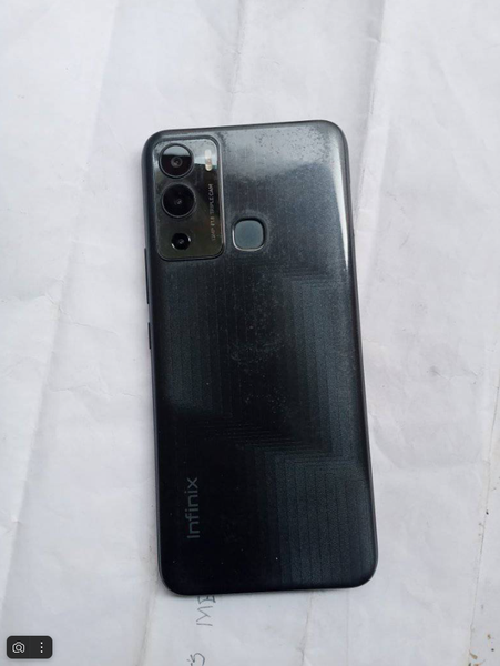 Infinix hot 12i