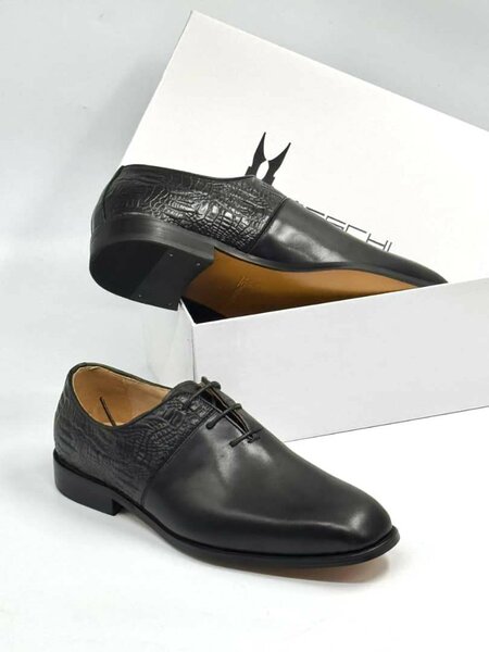 LACE SHOES