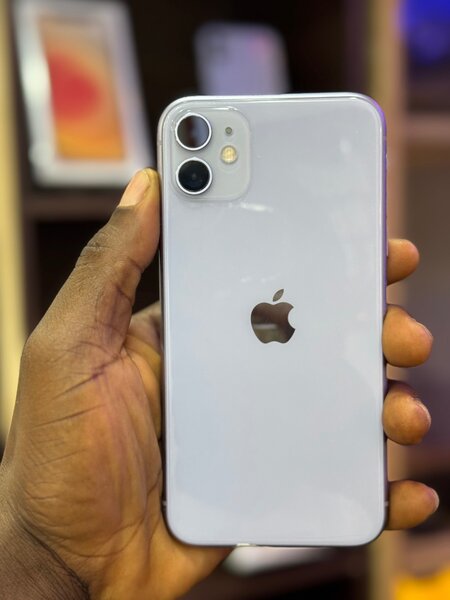 iPhone 11
