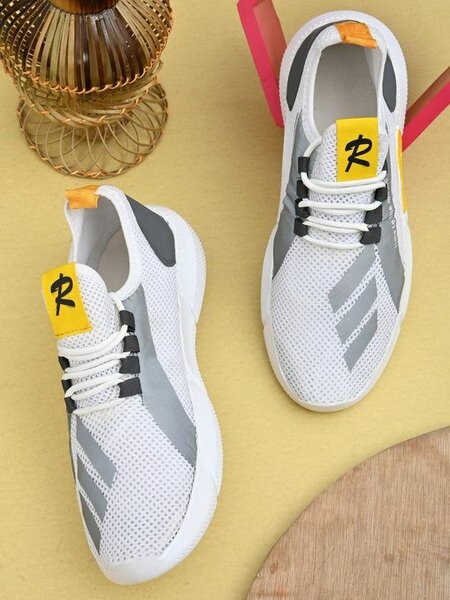 Flexible sneakers
