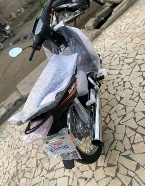Moto de ville Dayang élégante