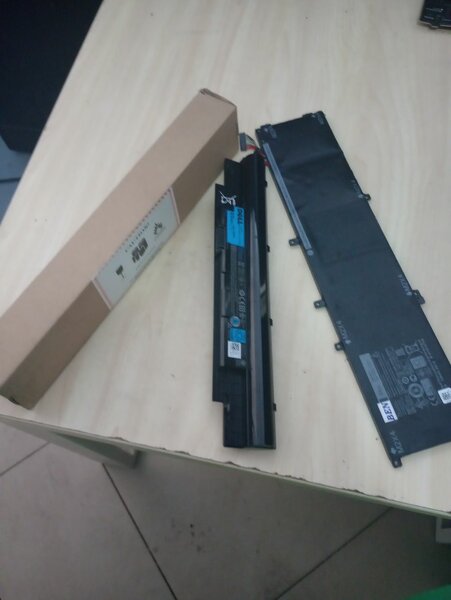 Laptop batteries