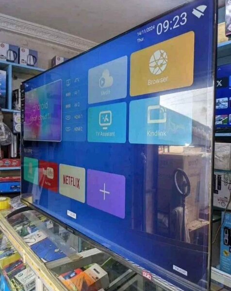 Smart TV UHD 4K 55 pouces