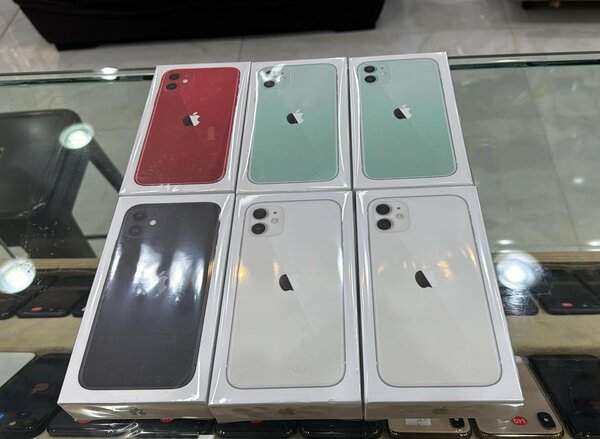 IPHONE 11