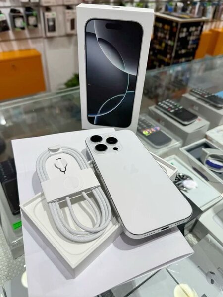 iPhone 16 Pro Max 256GB
