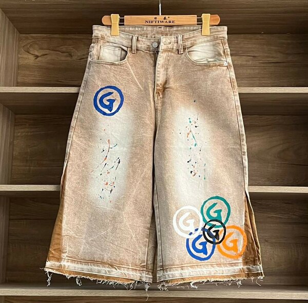 Quarter shorts