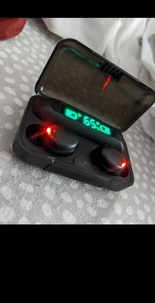 F9 earbuds