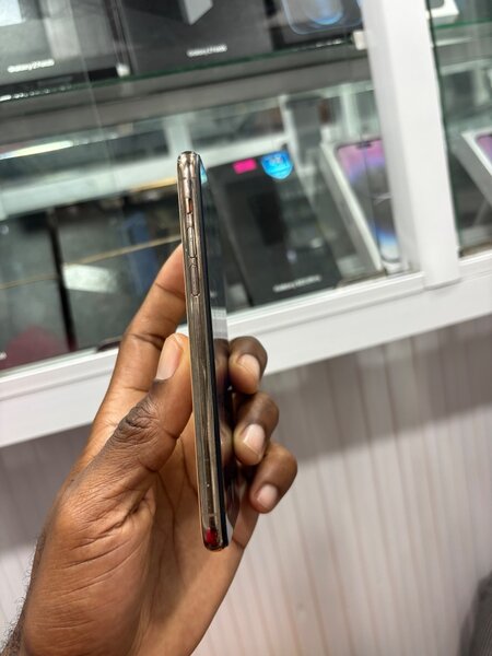 iphone 11Pro 256Go