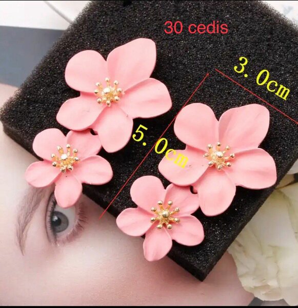 Watch,earrings