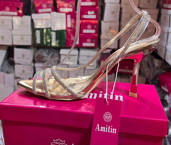 Chaussures fermées à talons