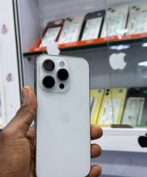 iPhone 14