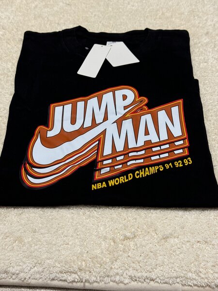 Nike tshirts