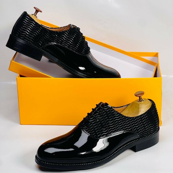 Leather shoes