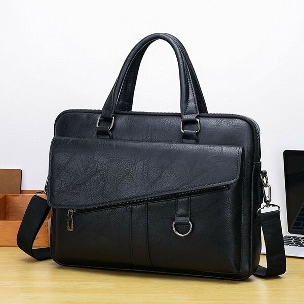 Laptop bag.