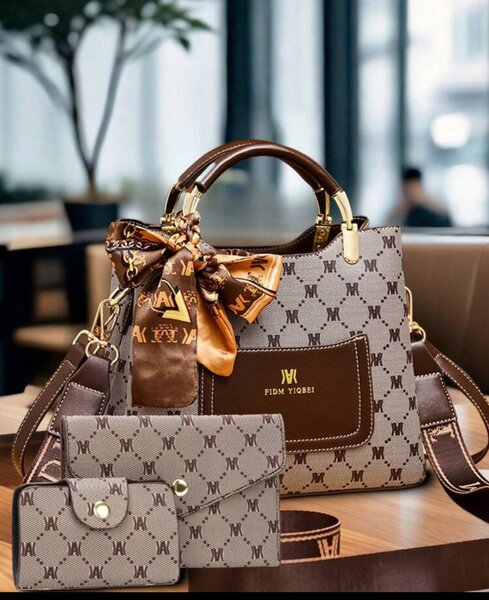 sac à main disponible