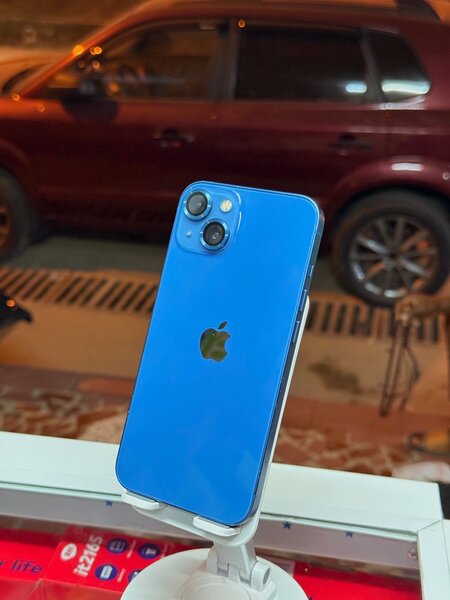 iPhone 13 128GB CE