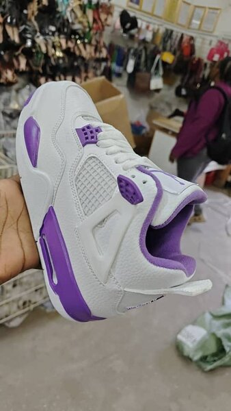 Jordan 4