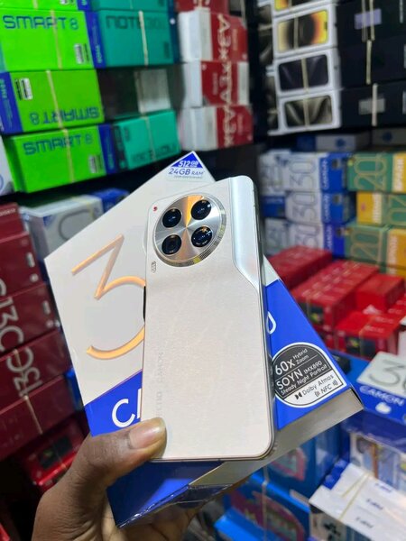 TECNO CAMON 30 Première 5G 512GB 24GB RAM copy dubaï