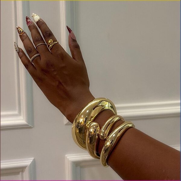 Bracelet en or audacieux