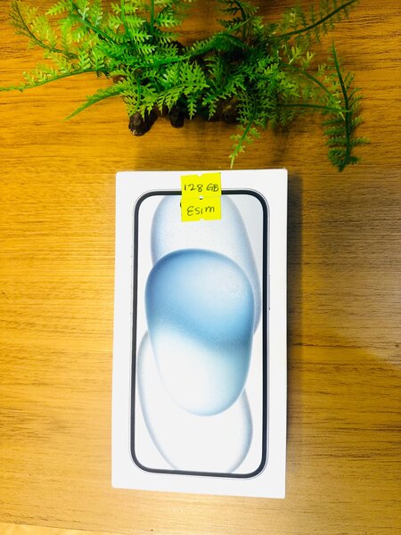 iPhone 15