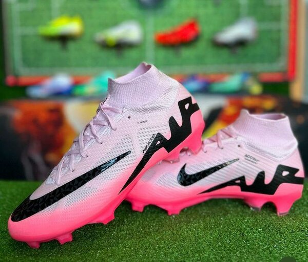 Nike boots