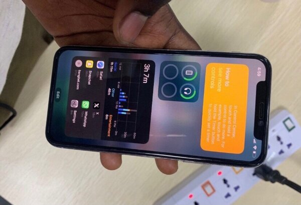 iPhone X