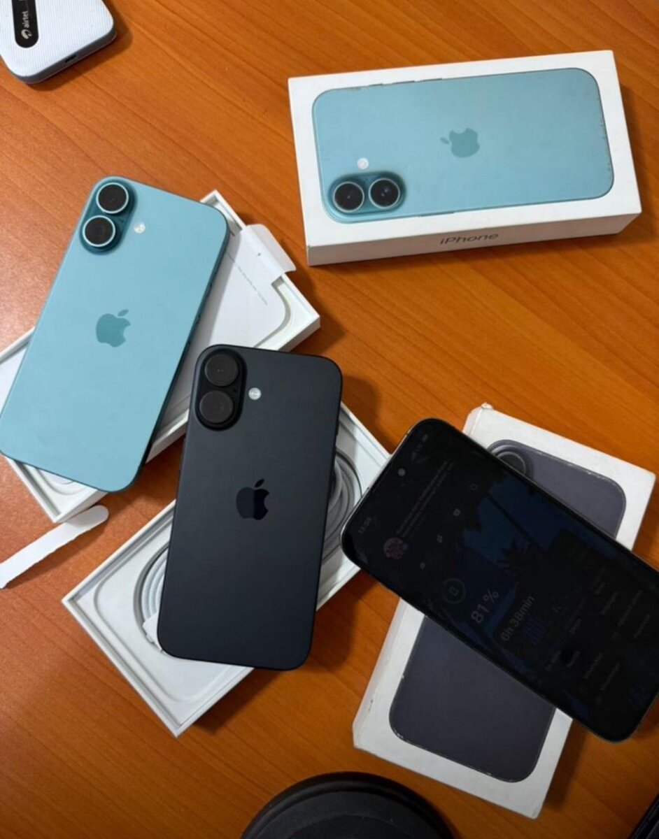 iPhone 16