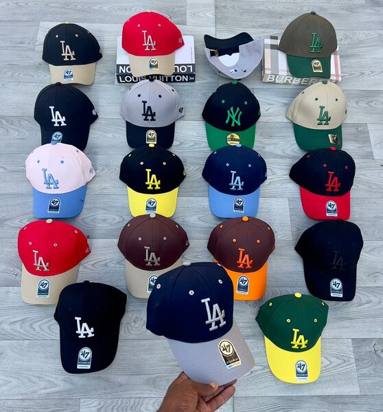 FITTED CAPS