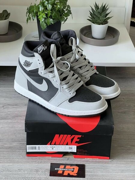 AIR JORDAN 1