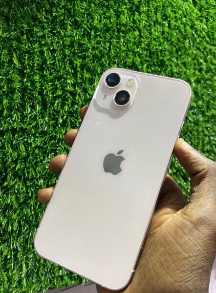 iPhone 13