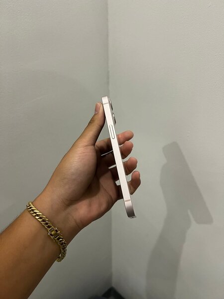 iPhone 13 rose - 128GB