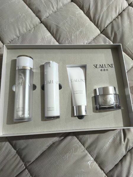 SEALUXE