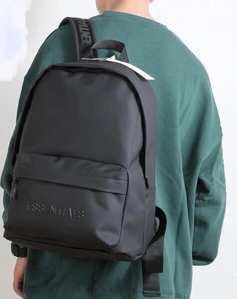 Sac à dos ESSENTIALS. Qualité supérieure.
