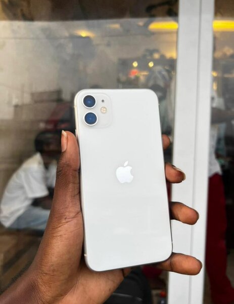 ROGGER IPHONES