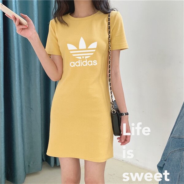 Ladies casual wear