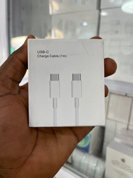 Charger cable (1m)