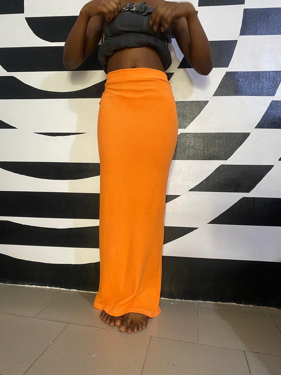 Jupe longue orange ajustée