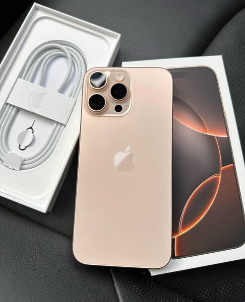iPhone 16 Pro Max