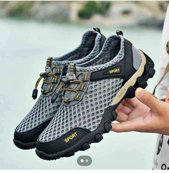 Men's sneakers